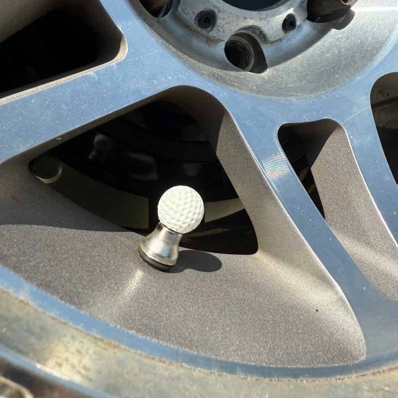 ฝาครอบวาล์วยางรถยนต์แบบลูกกอล์ - Steering Wheel Cover บทวิจารณ์และราคา