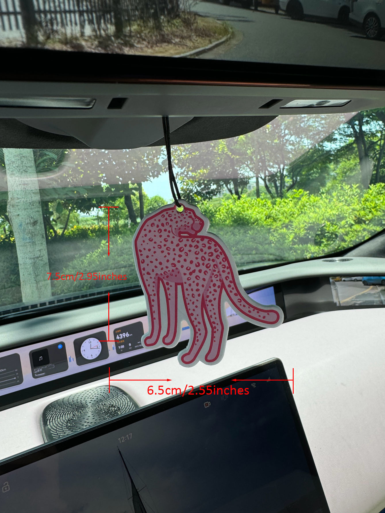 แท็บเล็ตน้ำหอมในรถยนต์ลายเสือช - Car Accessories Juicy Couture บทวิจารณ์และราคา